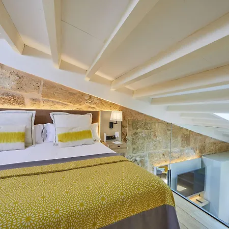 Hotel Santa Clara Urban & 4*