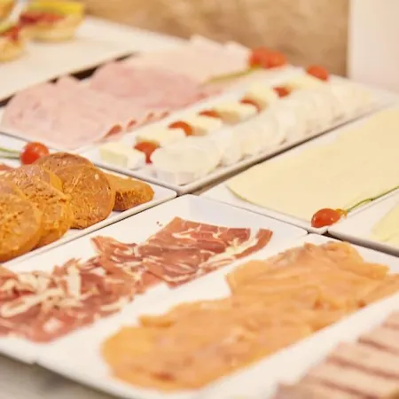 Hotel Santa Clara Urban & 4*